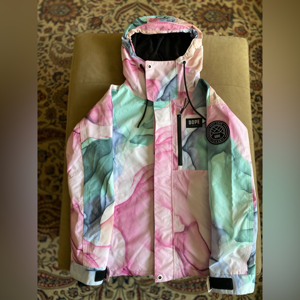 Ski snowboard jacket DOPE Snow. Used couple times. Perfect condition.